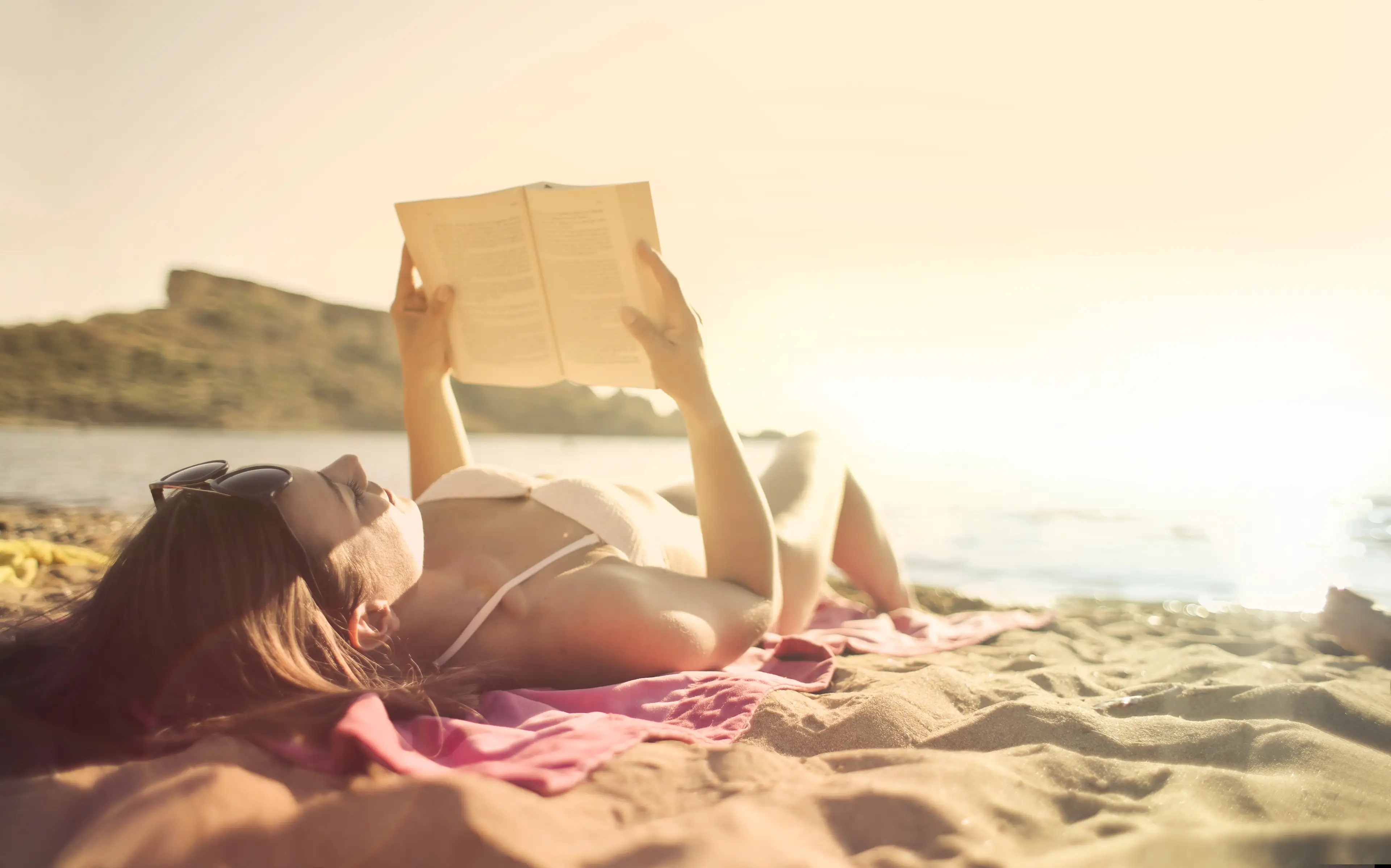 'There is no such thing as a healthy tan from UV exposure'.