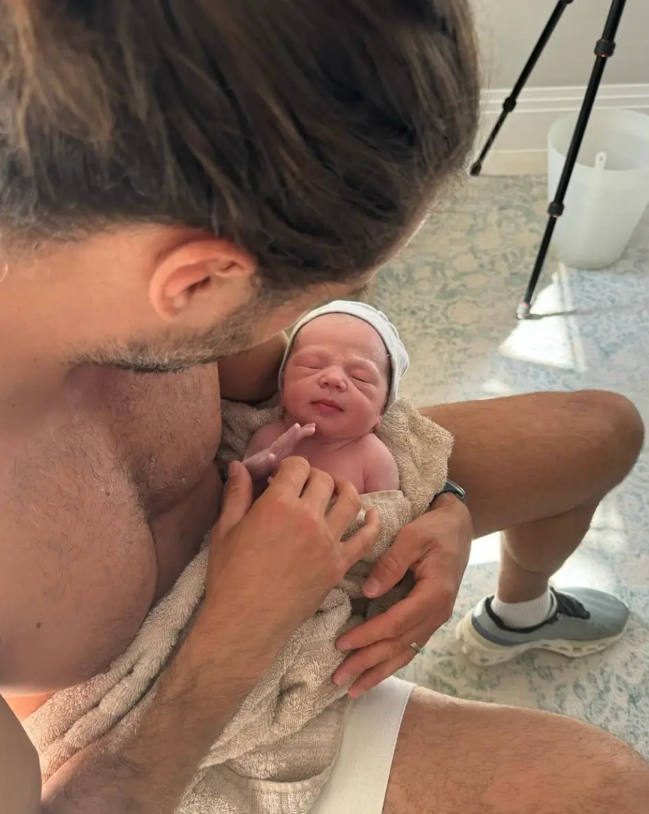 His youngest child was born earlier this month. (Instagram/@thebodycoach)