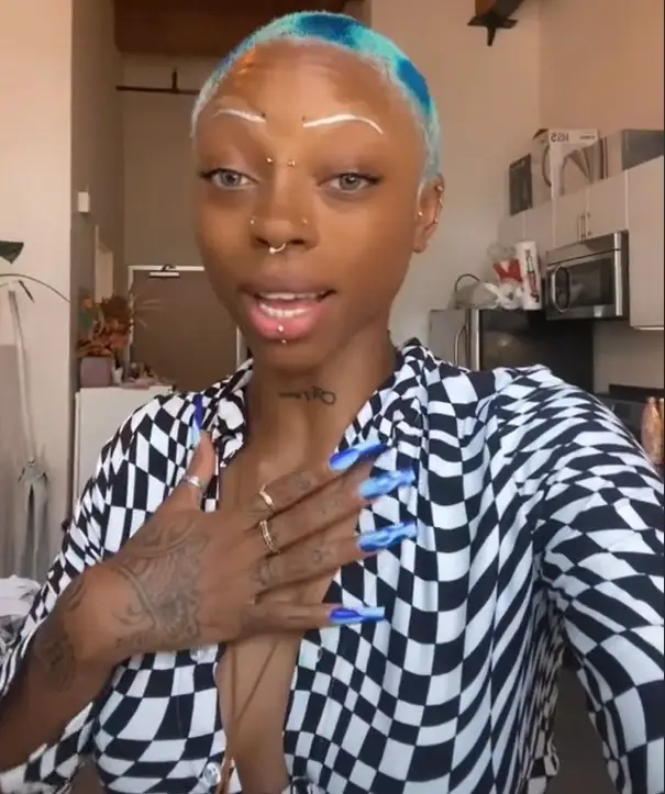 The woman claimed her and her friends were denied service due to her friend not tipping in the past.