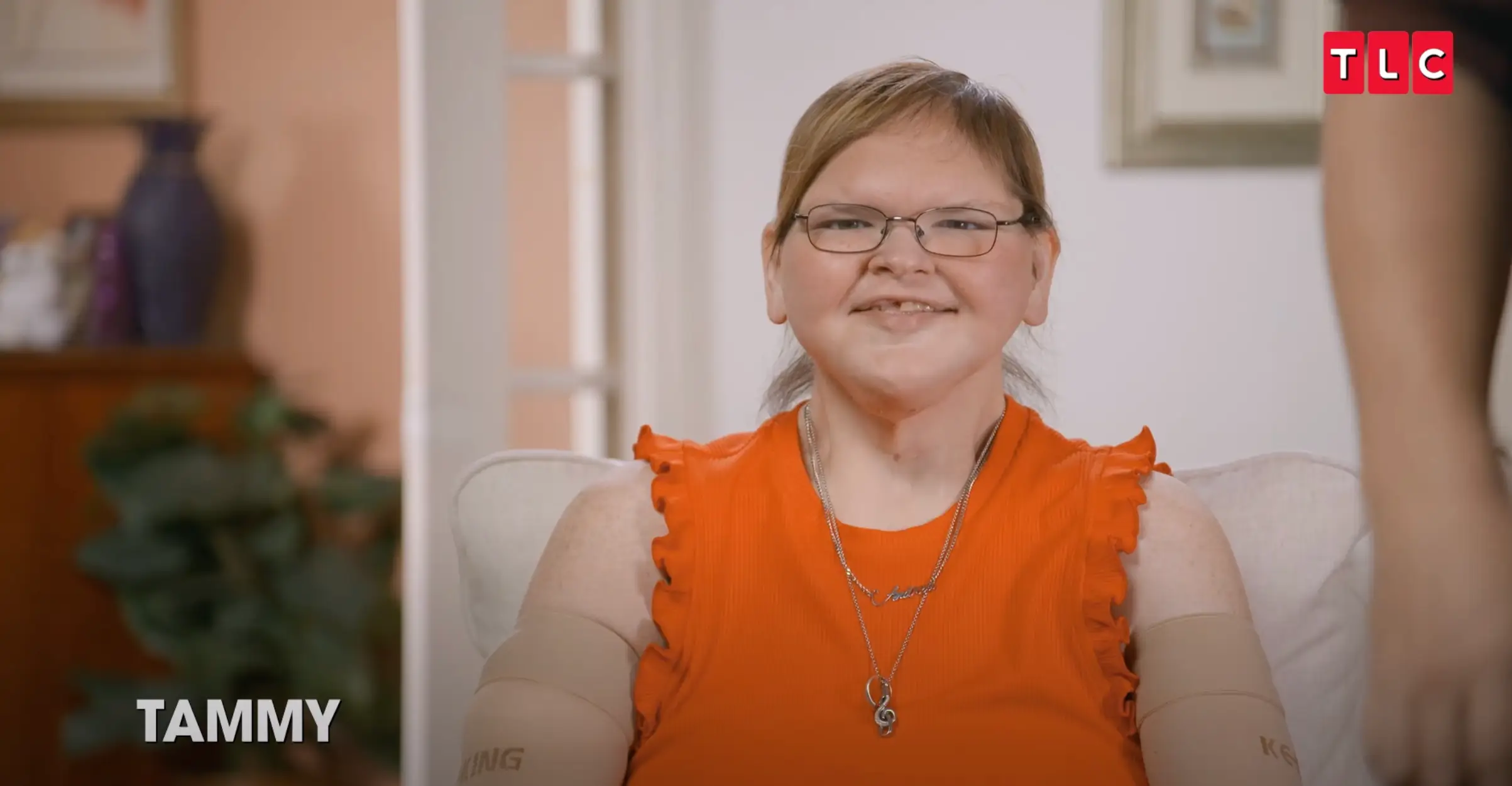 The reality star was beaming as she showed off her new look (TLC)