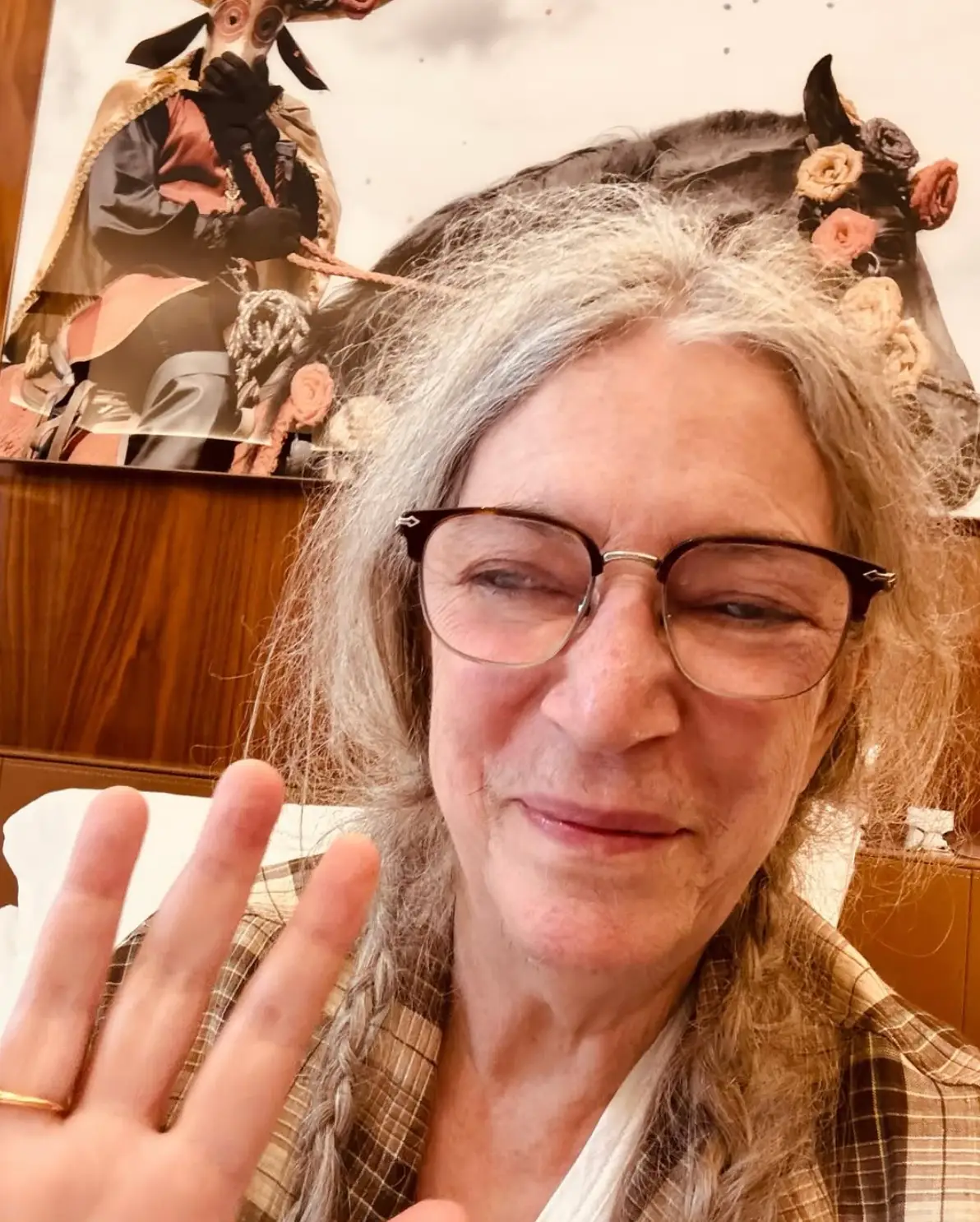 Patti described her fall as a 'small incident' (Instagram/@thisispattismith)t