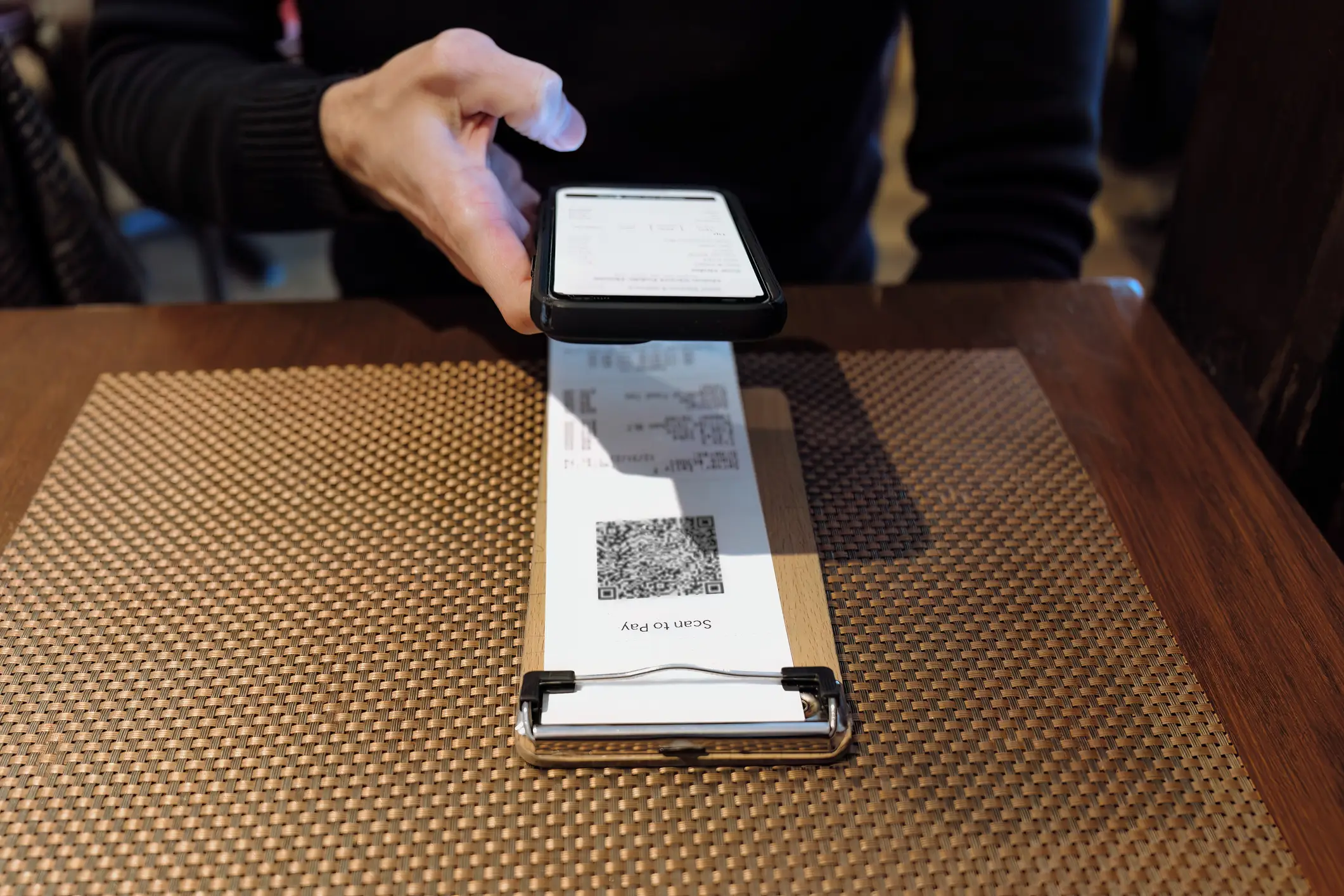 They warn others to check the receipt (Grace Cary / Getty)