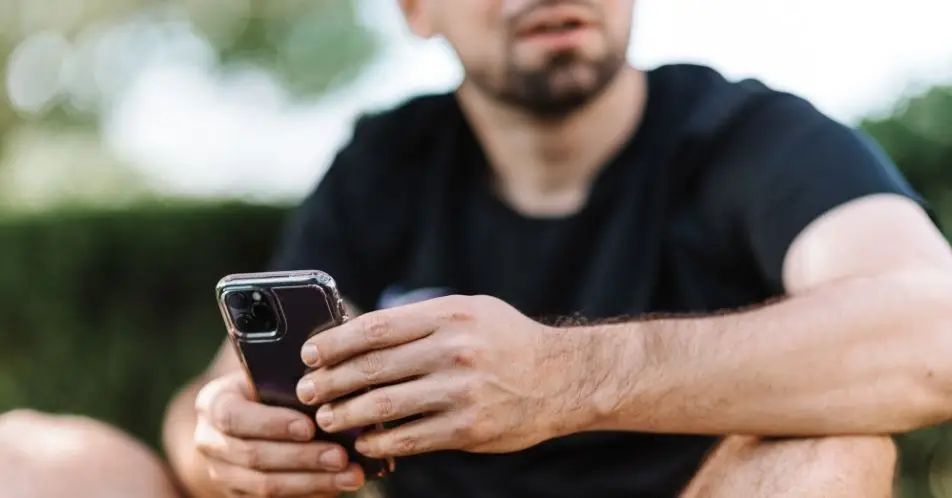 TikTokers think that the tech worker should expose his customer. (