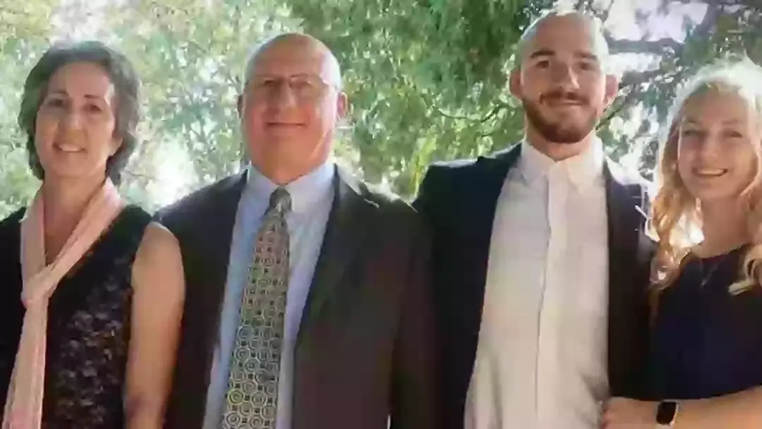 Petito with Laundrie and his parents (Netflix)