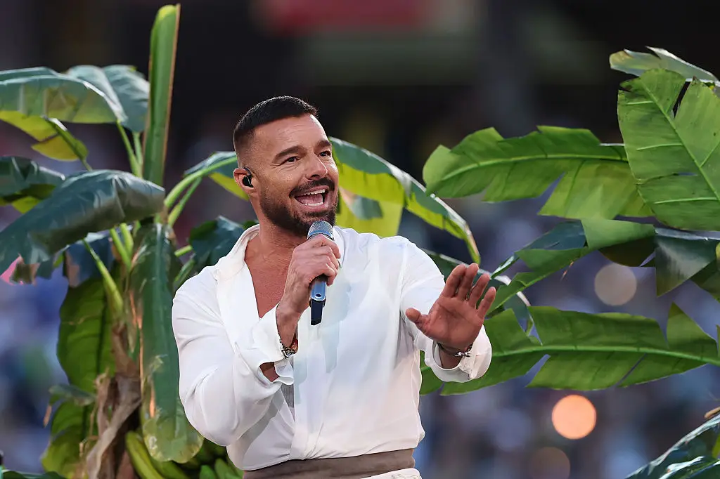 Ricky Martin sang 'LO QUE LE PASÓ A HAWAii' during his guest feature (Kevin C. Cox / Staff / Getty Images)
