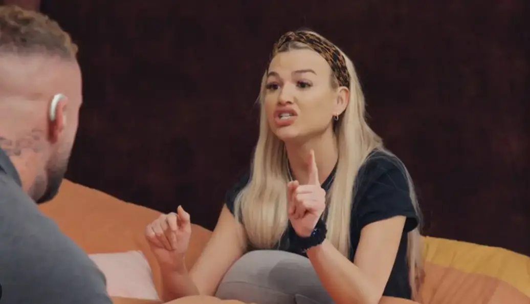 Sacha has been praised for the way she communicates with Ross during confrontations (Channel 4)