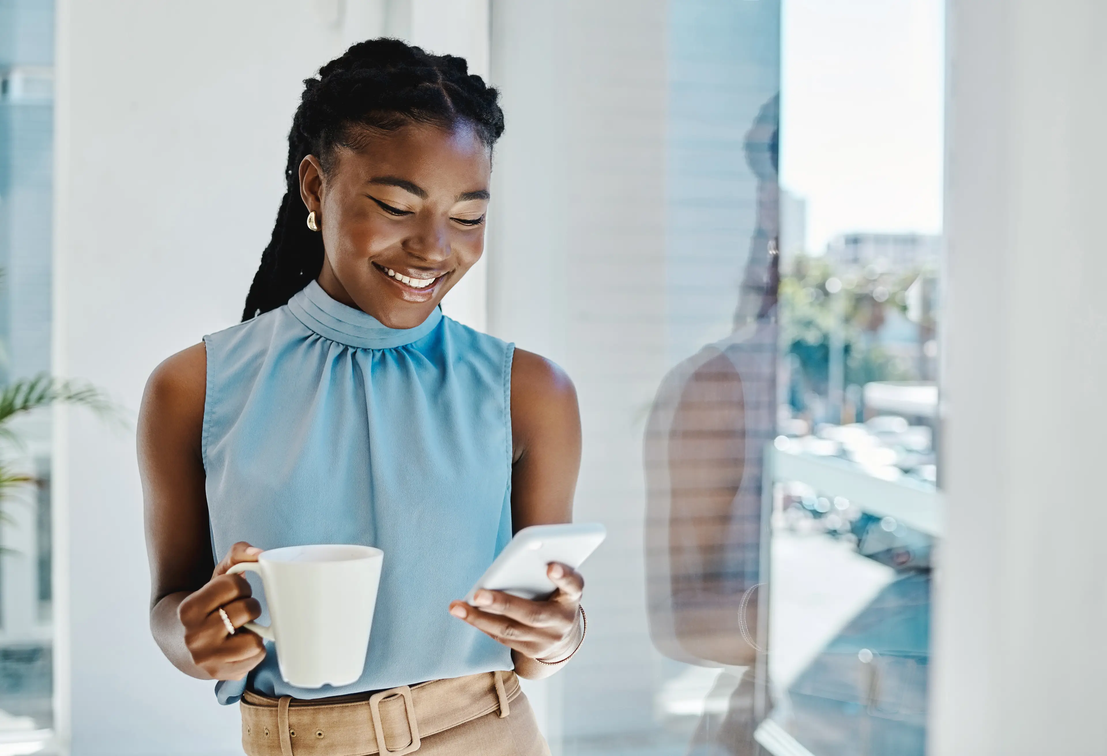 Coffee Badging could get you fired if you're not careful (Getty Stock Image)