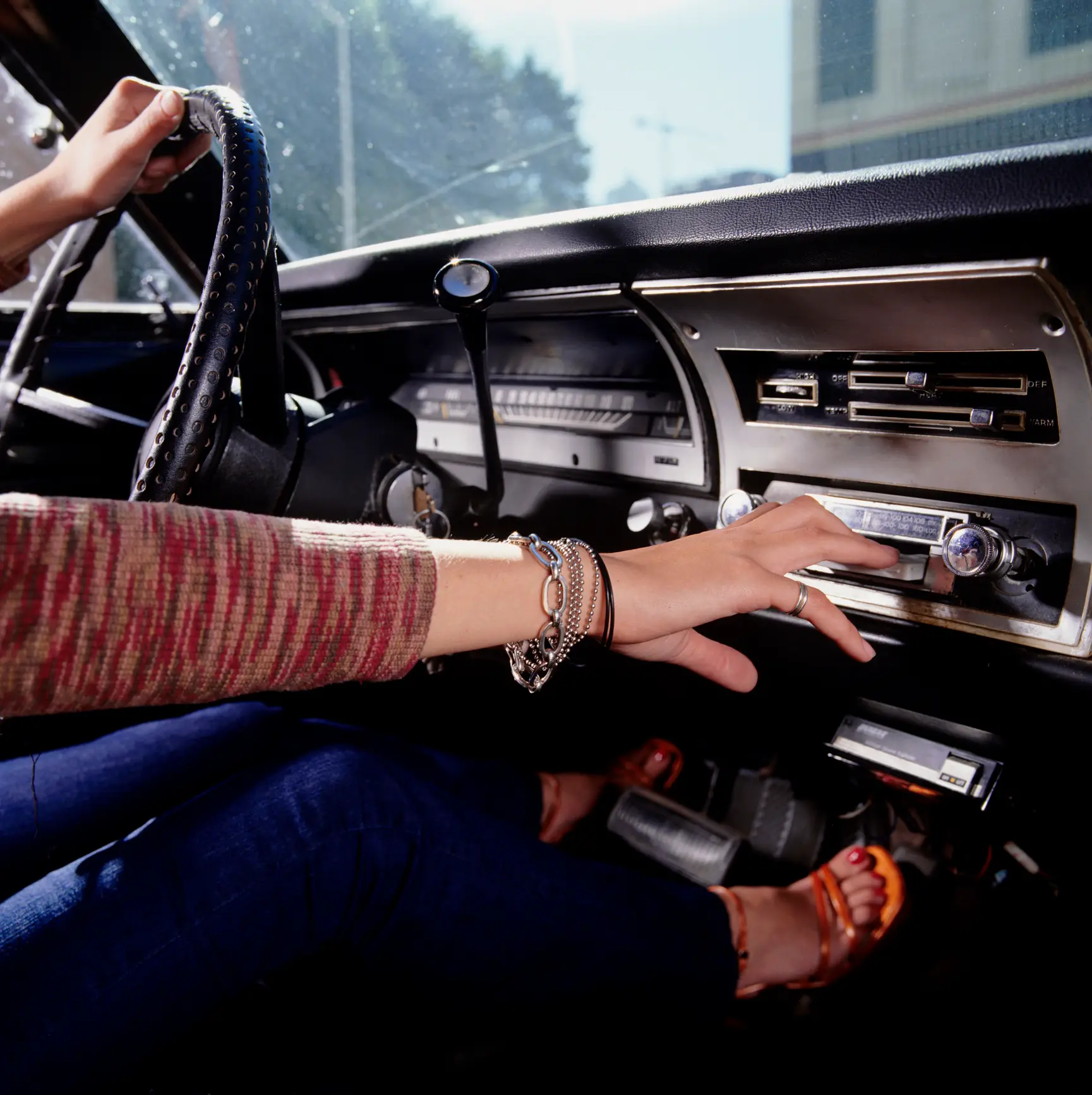 An expert says wearing flip-flops in itself isn't an offence but it's probably 'not a clever idea'. (Ryan McVay / Getty Images)