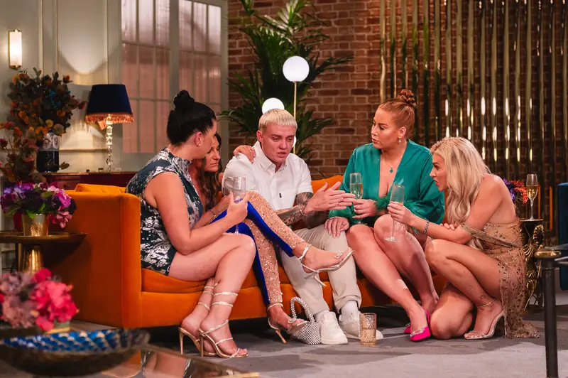 Channel 4 viewers slammed Eve for how she treated her wife Charlie (E4)