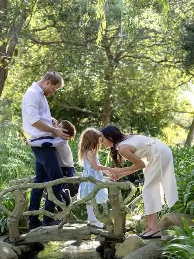 Harry and Meghan have always kept their children's faces out of photos to protect their privacy (Instagram/@meghan)