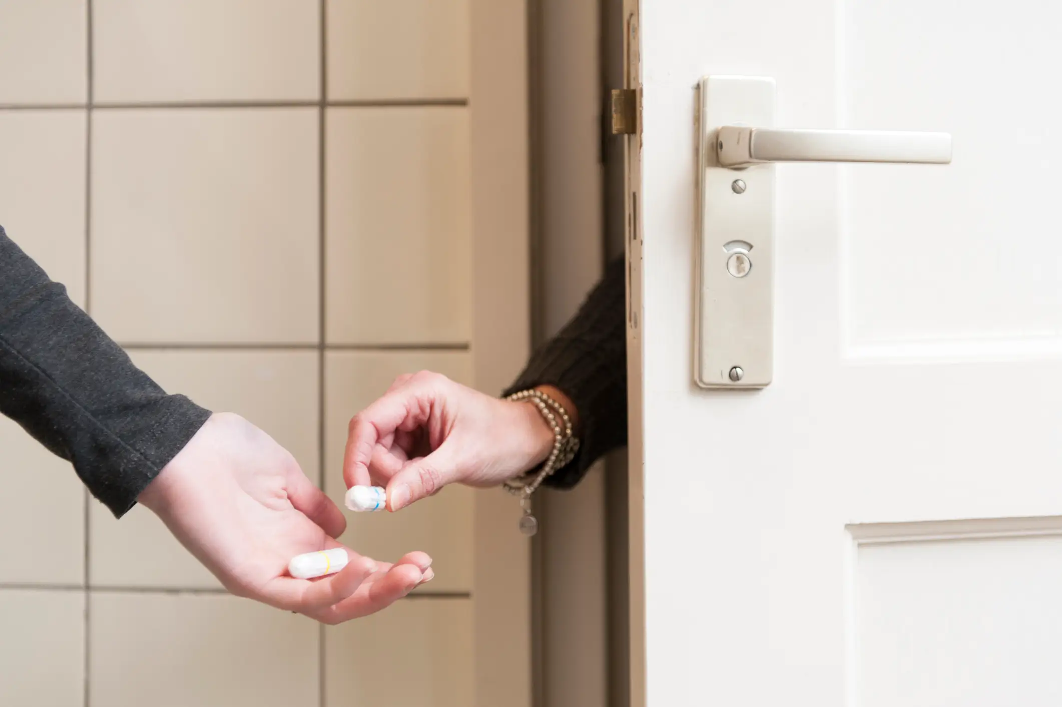 The NHS recommends that you change your tampon at least once every four to six hours (Getty Stock Image)