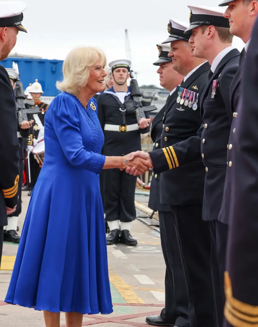 She met and chatted with crew on the special day (The Royal Navy)