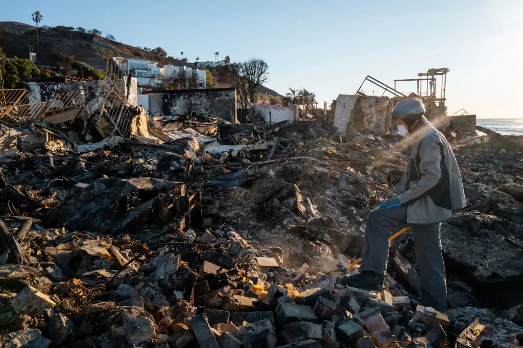 The LA wildfires have now claimed the lives of 25 people (Brandon Bell / Staff / Getty Images)