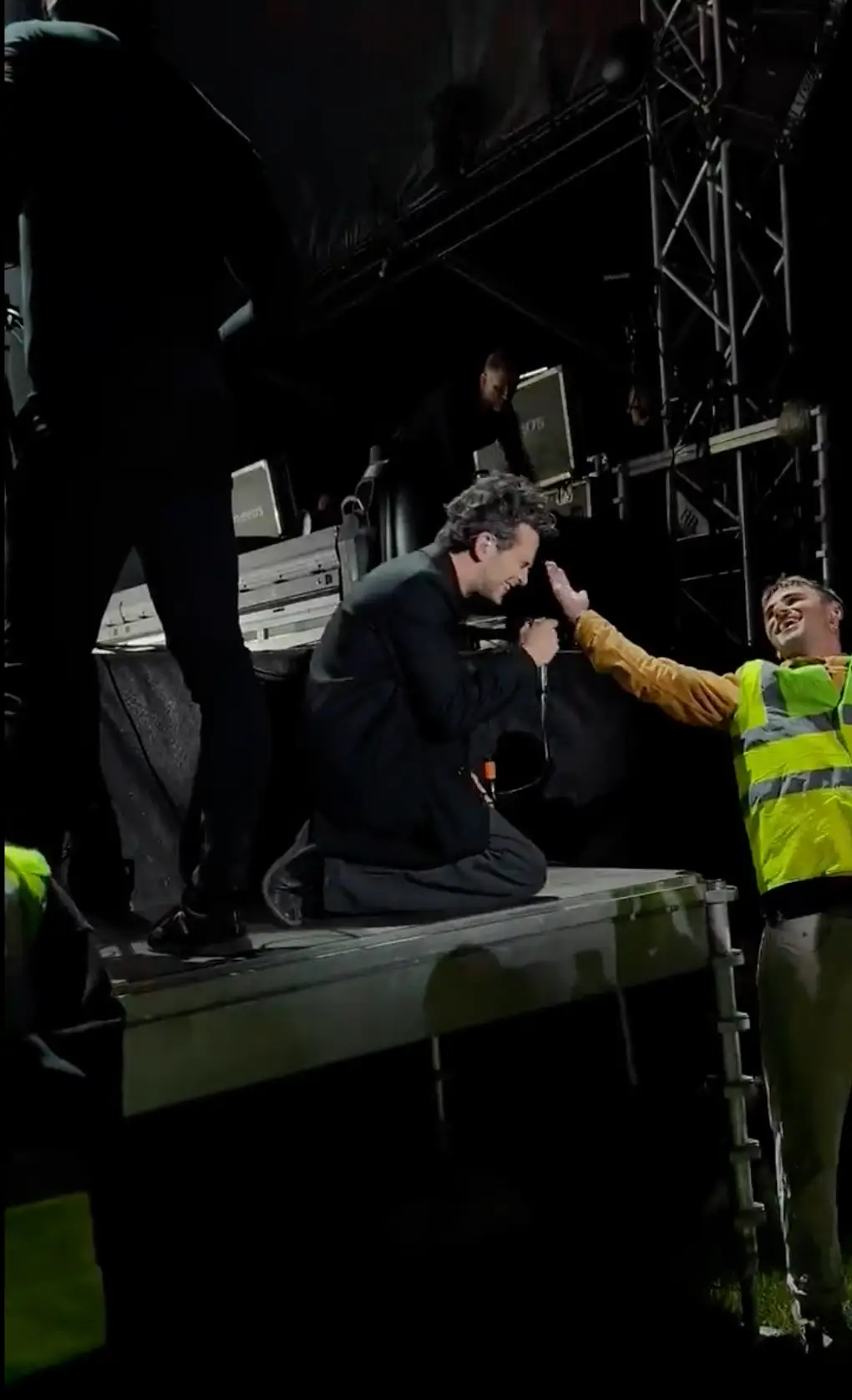 Fans online are obsessed with the kiss.