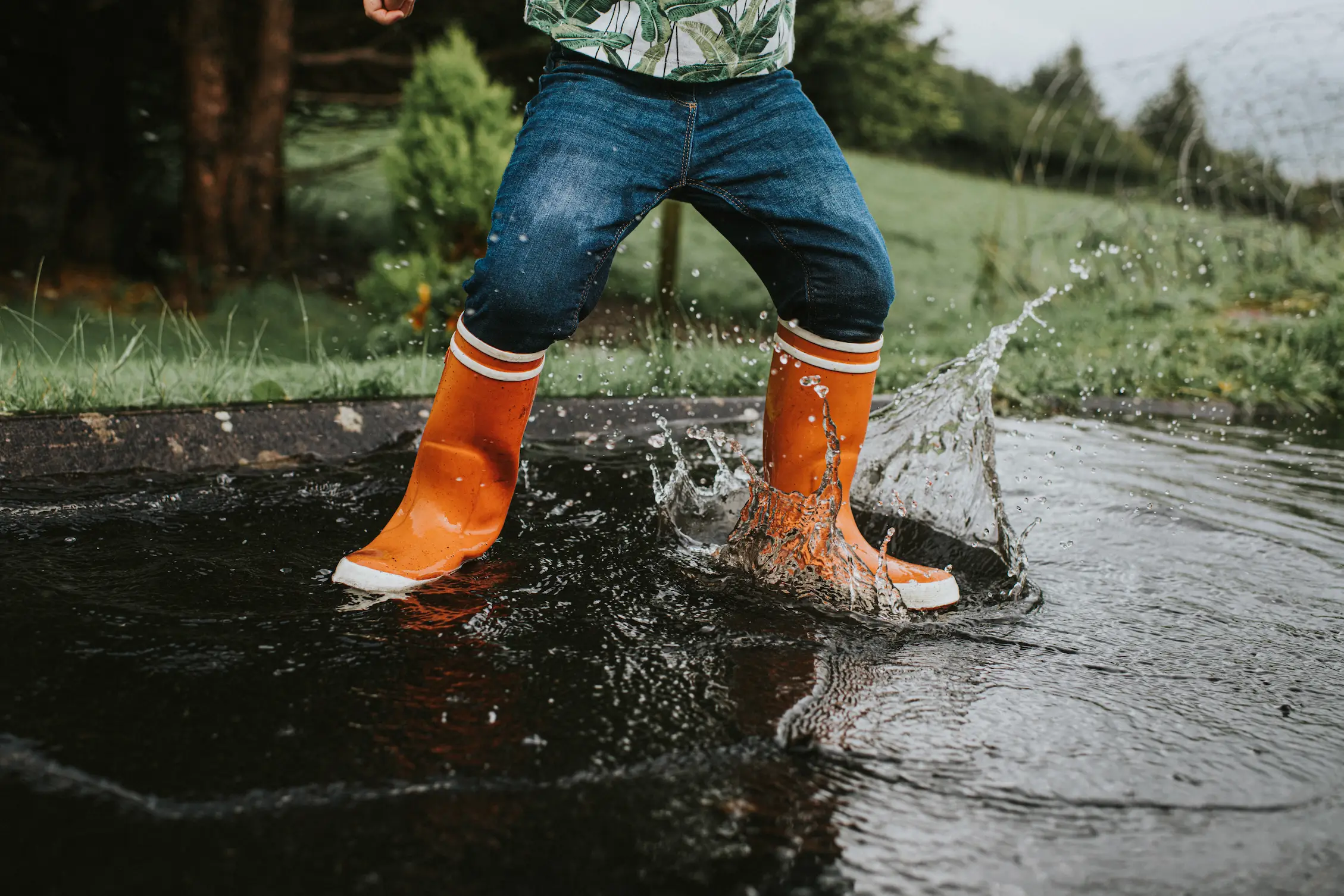 Janelle's youngster was reportedly splashing in the rain without his coat on (Getty Stock Image)