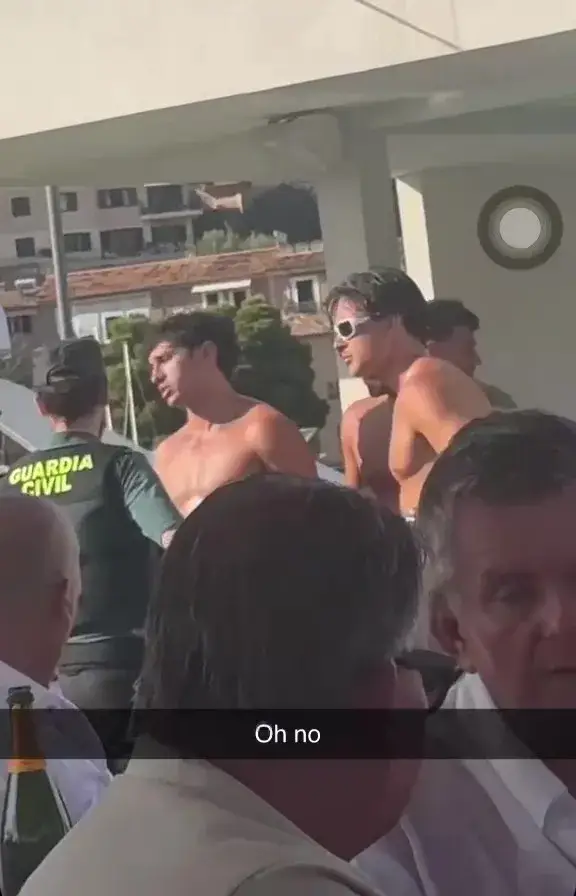 The Mallorca wedding featured an unexpected visit from the Spanish Civil Guard (Snapchat/@mitch17taylor)