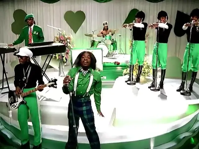 OutKast's 2003 bop 'Hey Ya' actually has a dark meaning behind it (YouTube/Outkast)