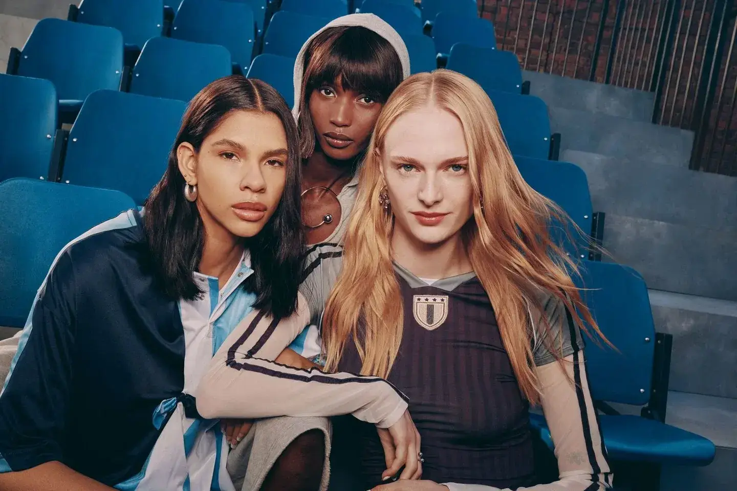 The make-up brand will set up shop at Stamford Bridge Stadium for the club's season opener against Aston Villa Women on September 5 (Rimmel)