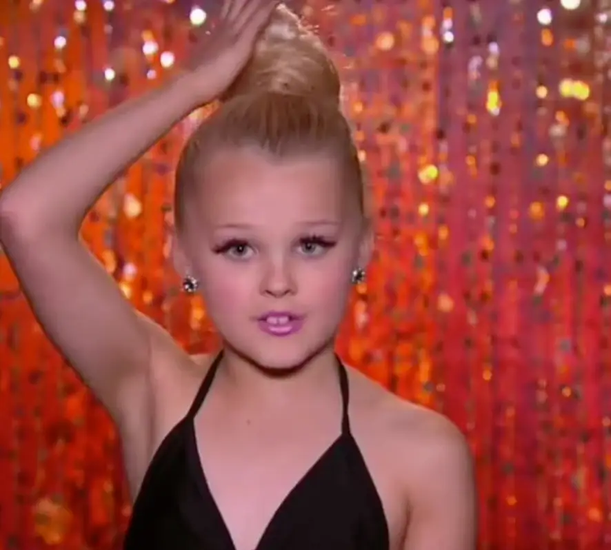 JoJo opened up on getting her hair done (