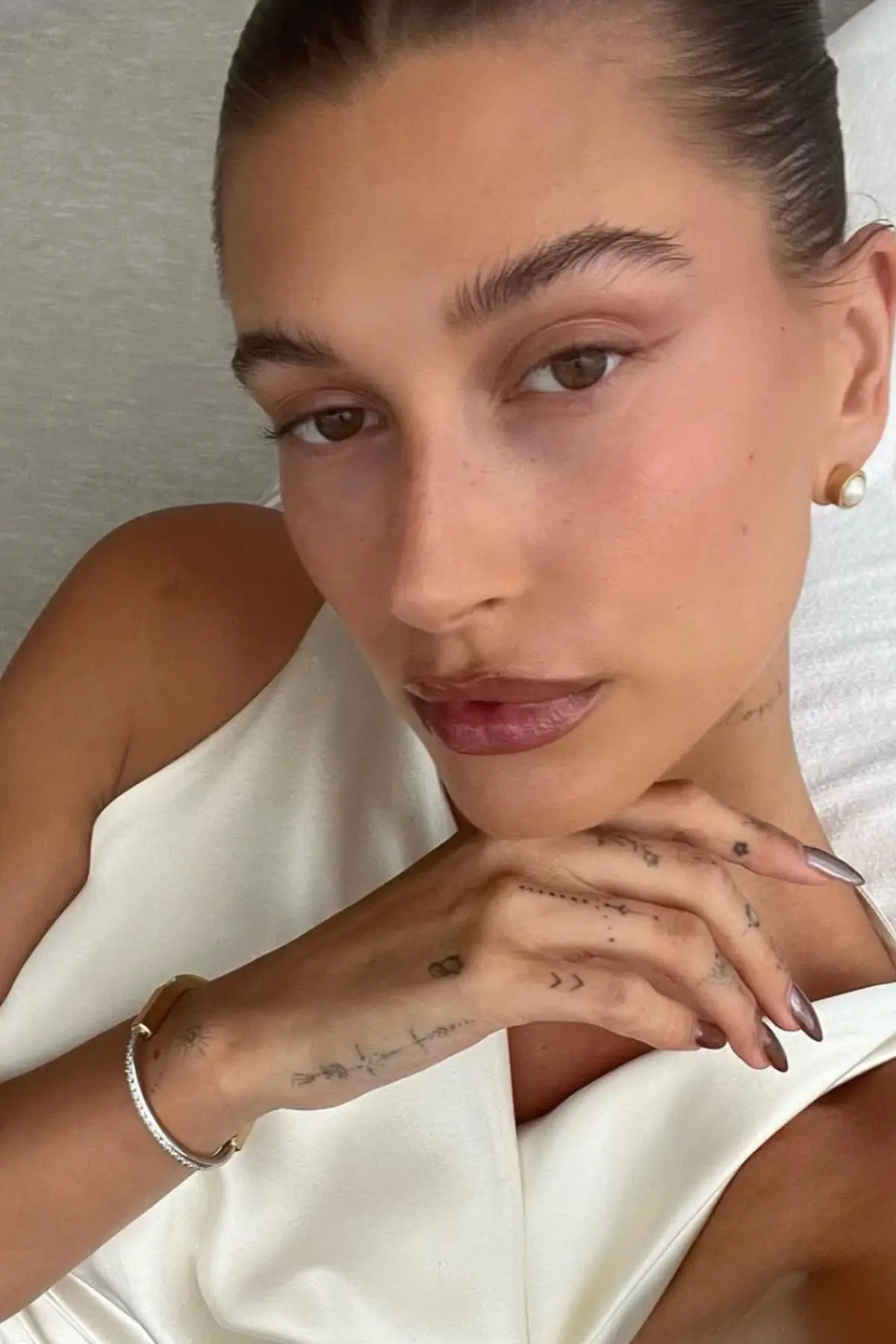 Hailey Bieber has reportedly 'liked' Gomez's post (Instagram/@haileybieber)