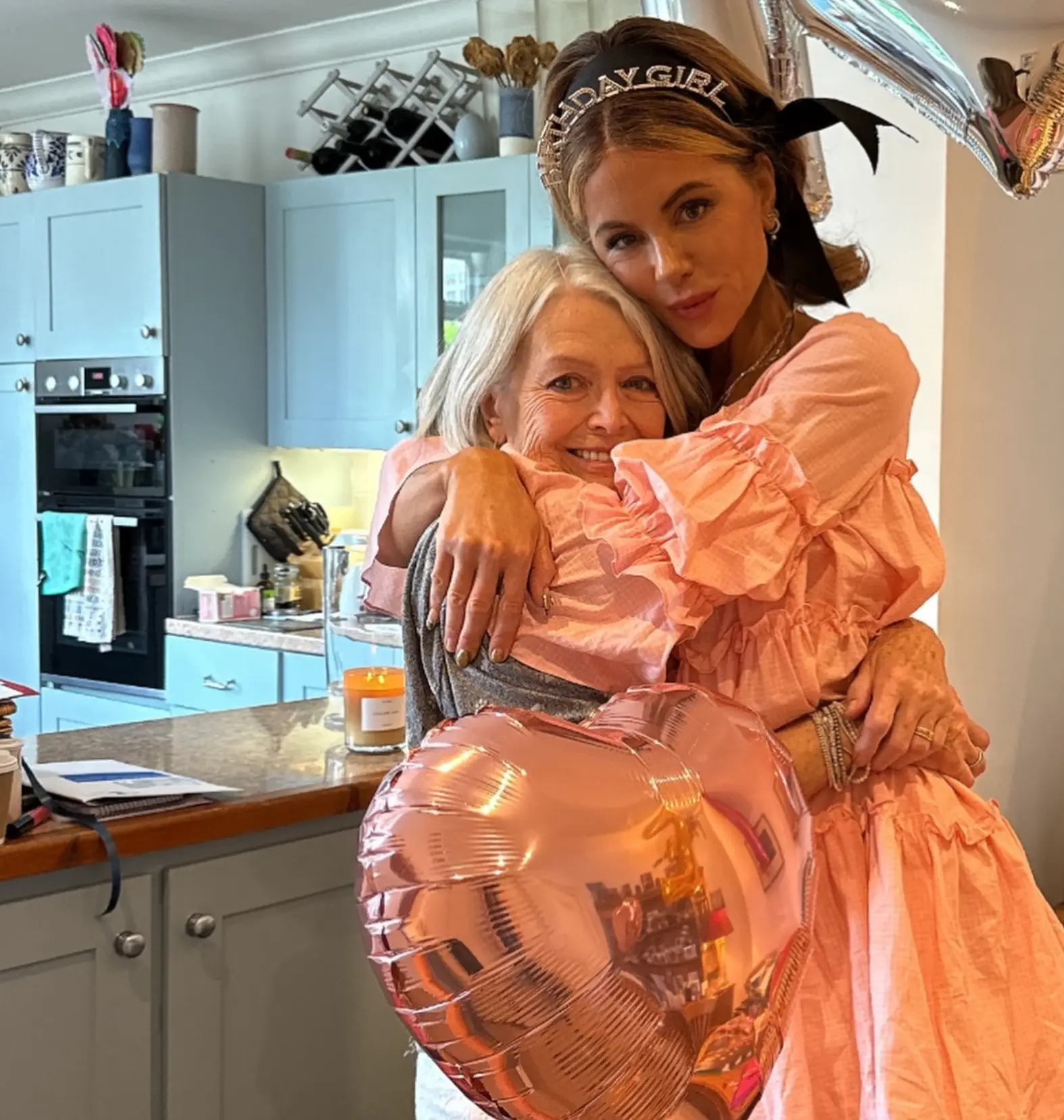 Kate's mum Judy Loe died earlier this year following a battle with cancer (Instagram/katebeckinsale)