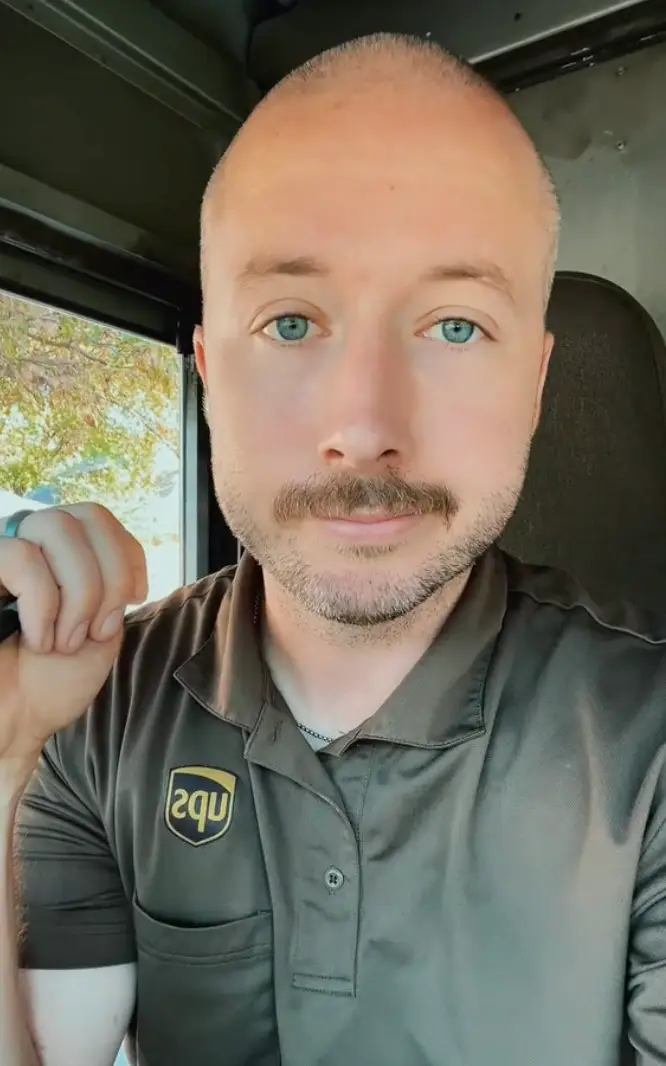 J.R. Minton told TikTokers he doesn't help his wife with household chores or childcare.