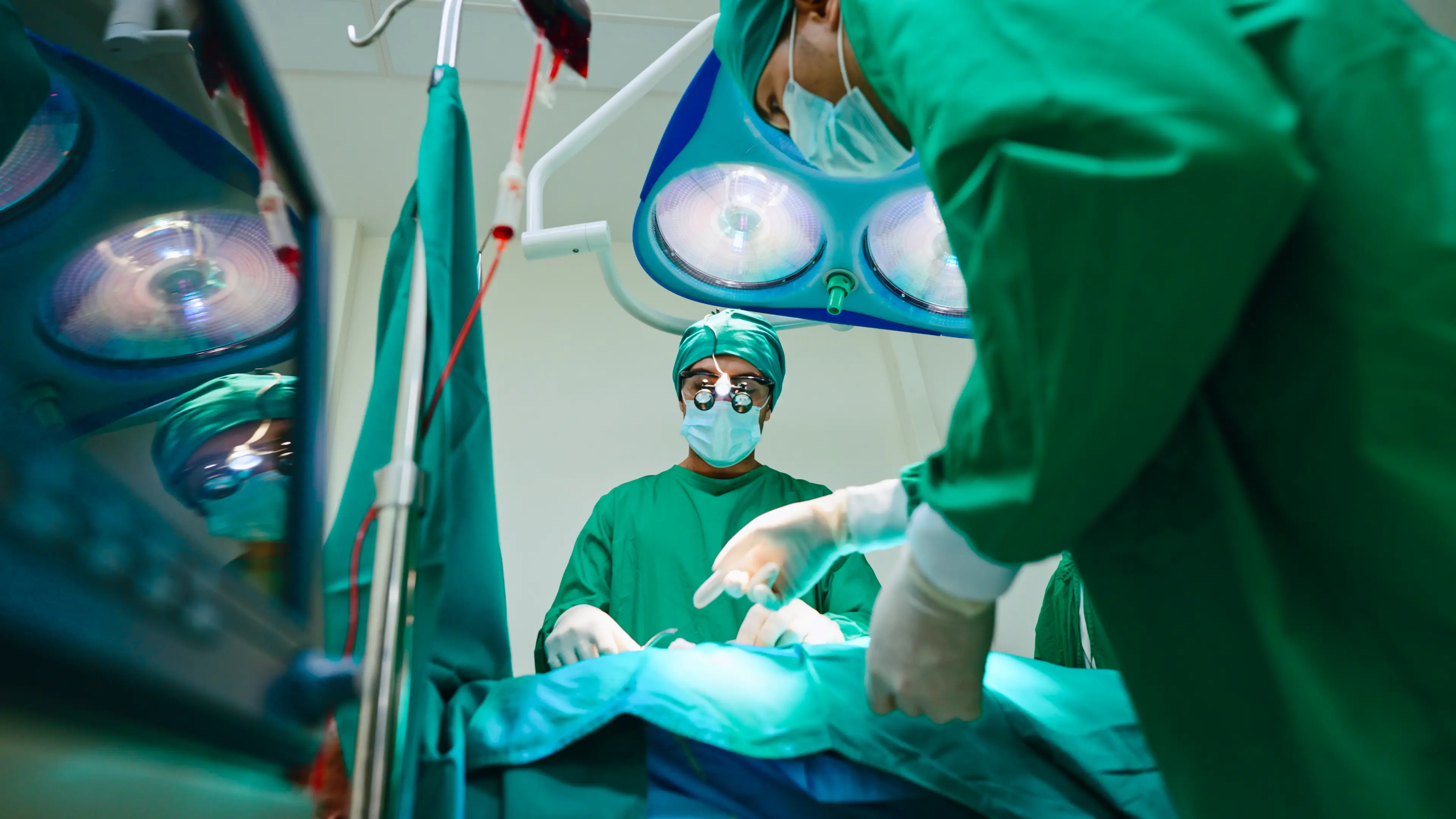 The doctor claimed he'd removed 'several' claw clips from people's heads (Rachpoot/Bauer-Griffin/GC Images)