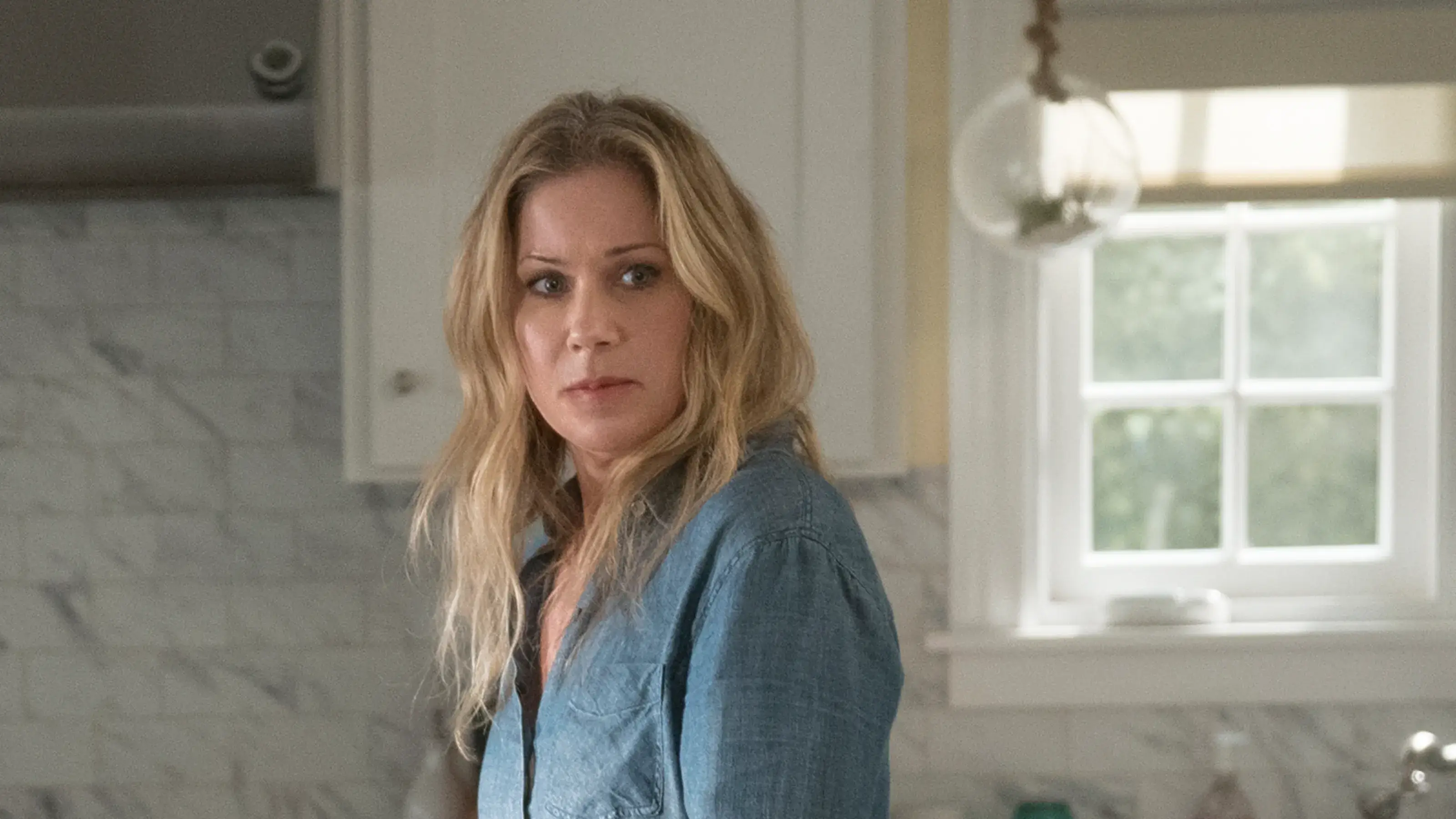 Christina Applegate was diagnosed with multiple sclerosis in 2021 (Netflix)