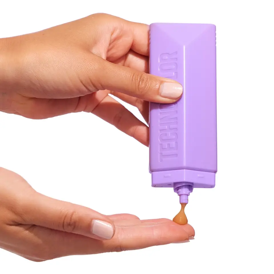 It includes a number of impressive skincare ingredients.