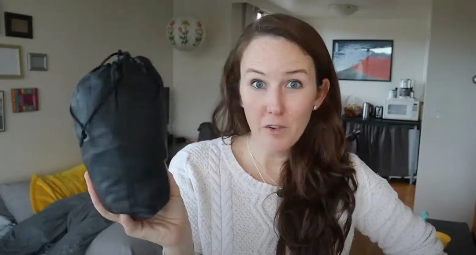 She uses an inflatable foot rest.