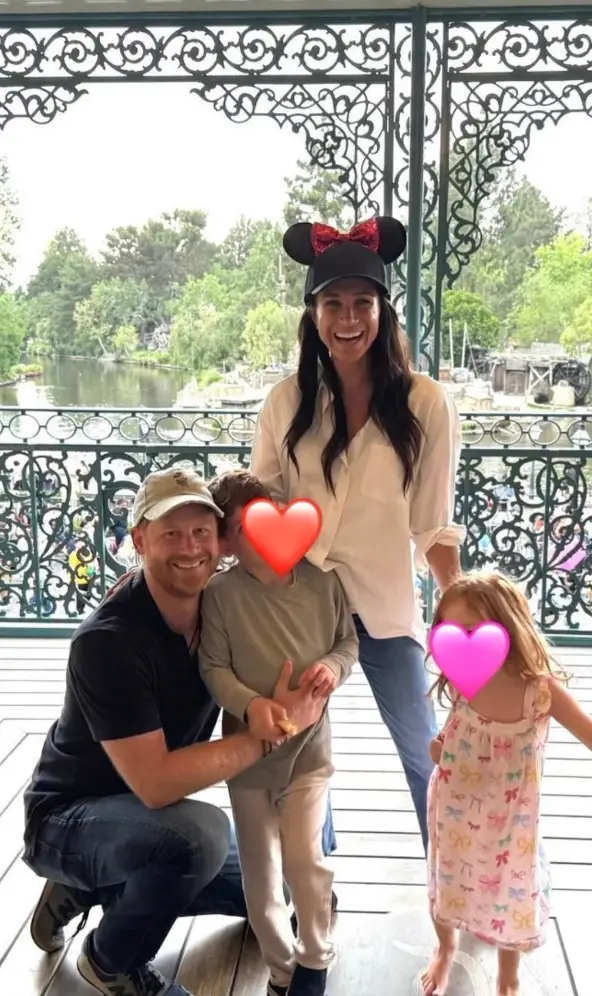 Meghan and Harry also hid son Archie and daughter Lilibet's faces online (Instagram/@meghan)
