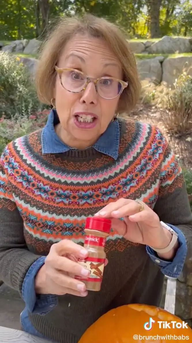 Babs also recommended sprinkling cinnamon inside.