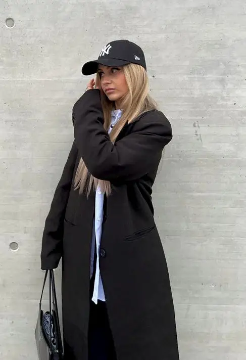 39-year-old Adriana Krzesniak has revealed her secrets to maintaining her youth.