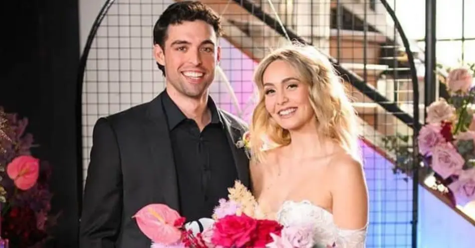 People are really loving this couple.