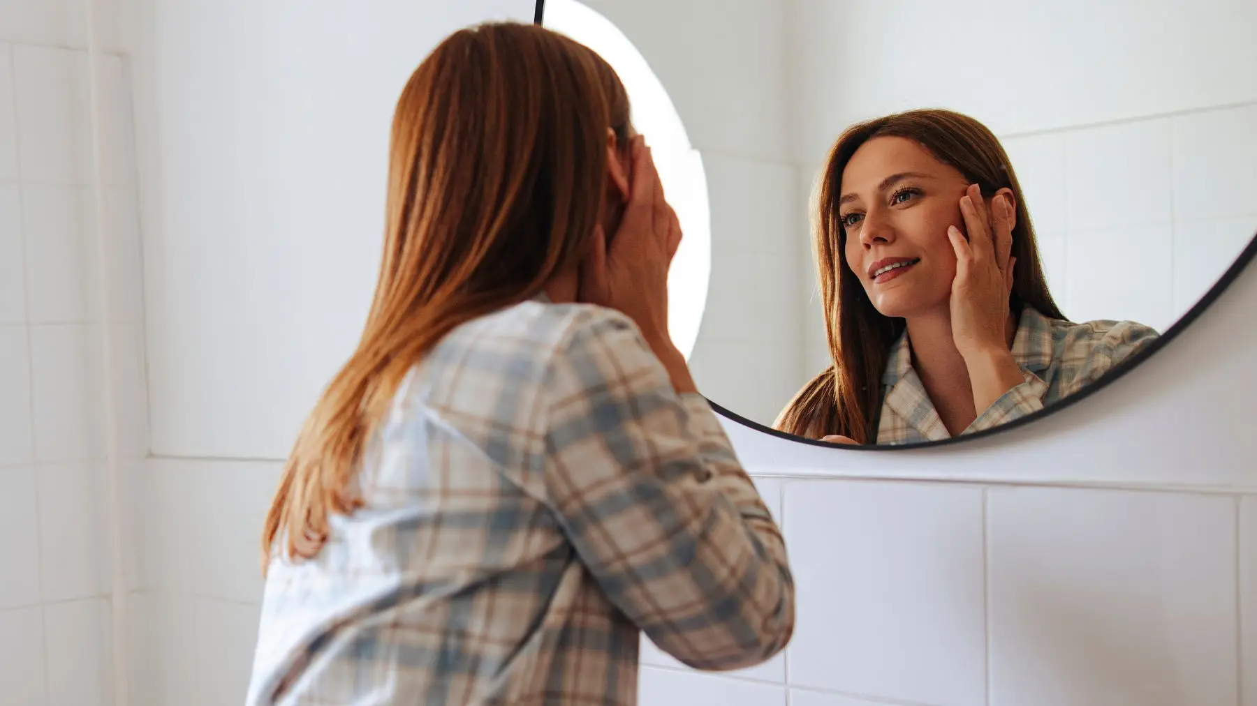 Have you noticed your skin change in your late 30s? (Eleganza/Getty Images)