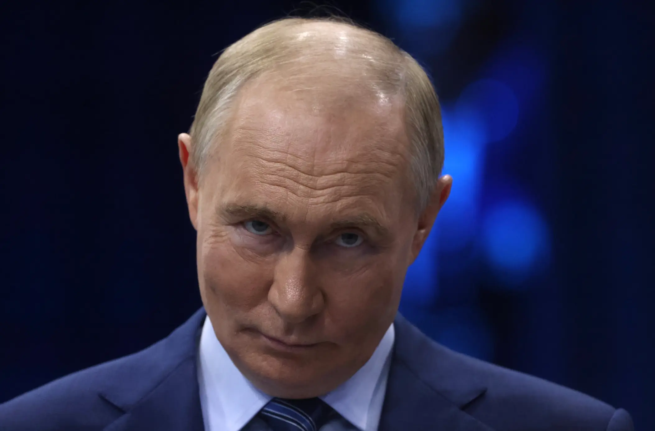 A world-famous opera singer is facing calls to be sacked over alleged links to Russian President Vladimir Putin (Contributor/Getty Images)