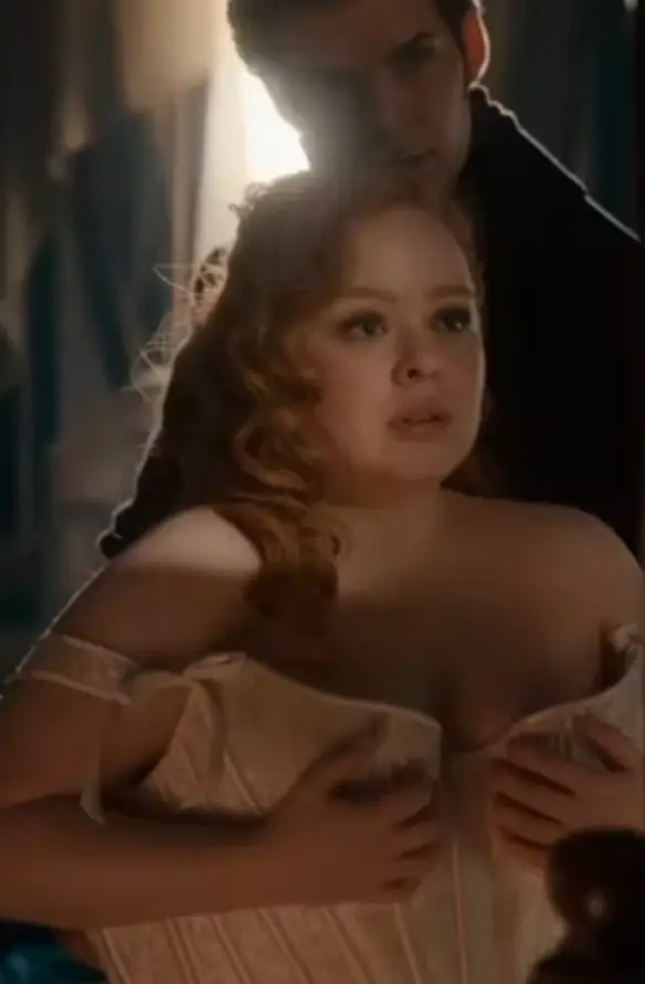 The steamy mirror scene once again sent Bridgerton viewers into a total frenzy. (Netflix)