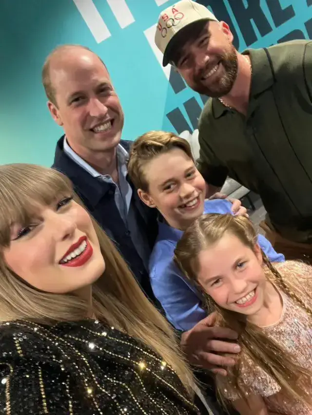 The very famous group took a selfie together after the show (Princeandprincessofwales/Instagram)