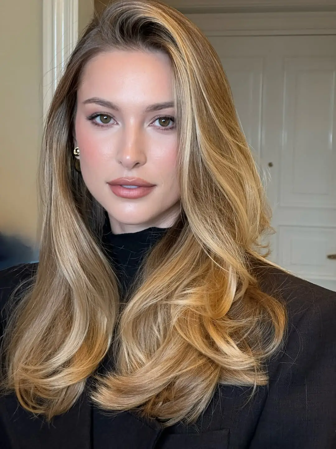 Steve Jobs' youngest daughter, Eve, has left fans stunned over her latest selfie (Instagram/@evejobs)