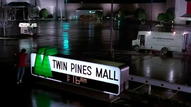 Marty travels back in time from Twin Pines Mall. (