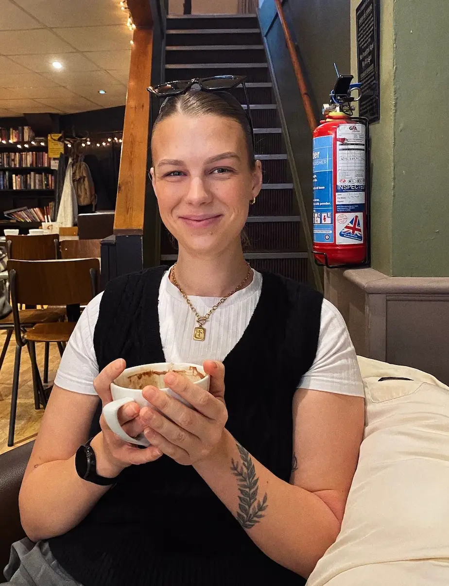 Georgina was 24 when she was diagnosed with cervical cancer (Georgina Wren)