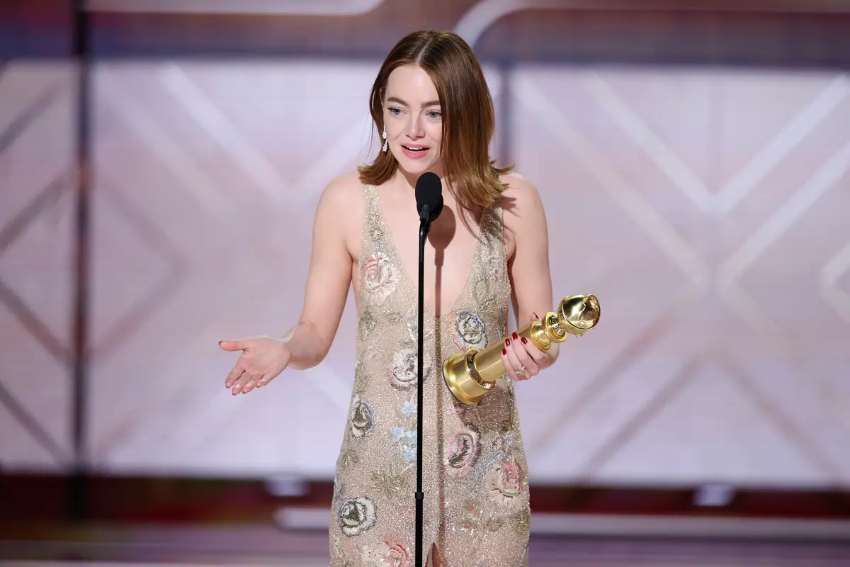 Emma Stone joked about Taylor Swift being an 'a**hole' at the Golden Globes.