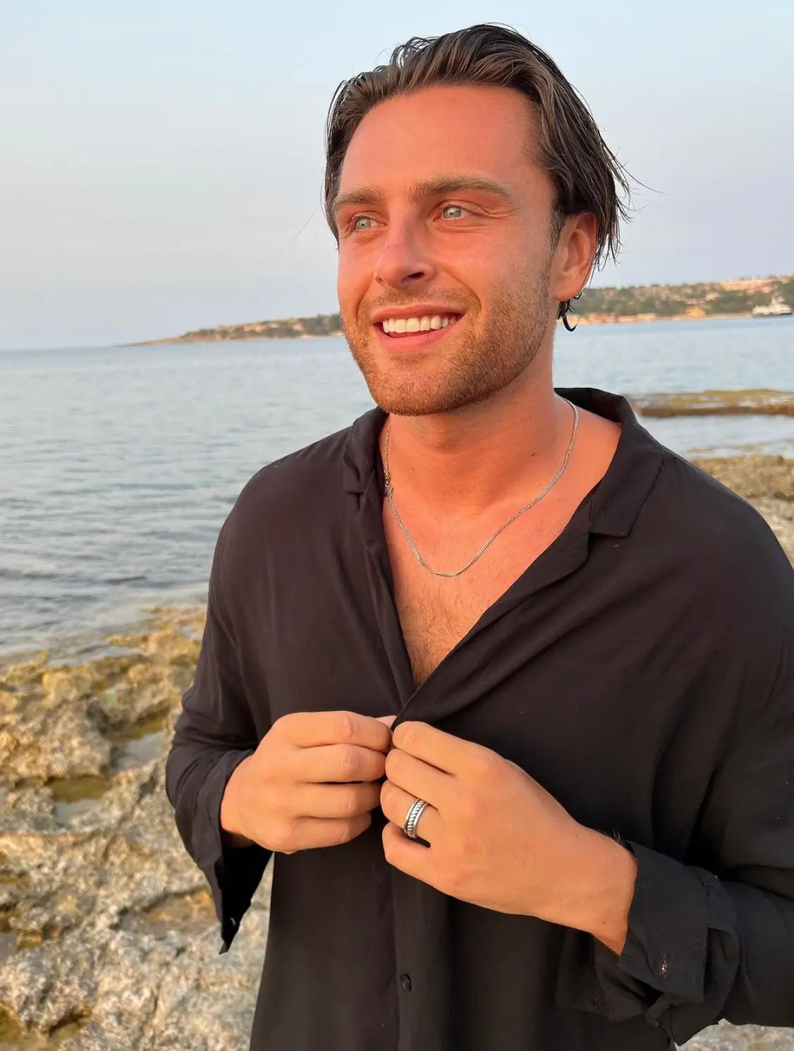 Casey cut off his romance with Georgia.