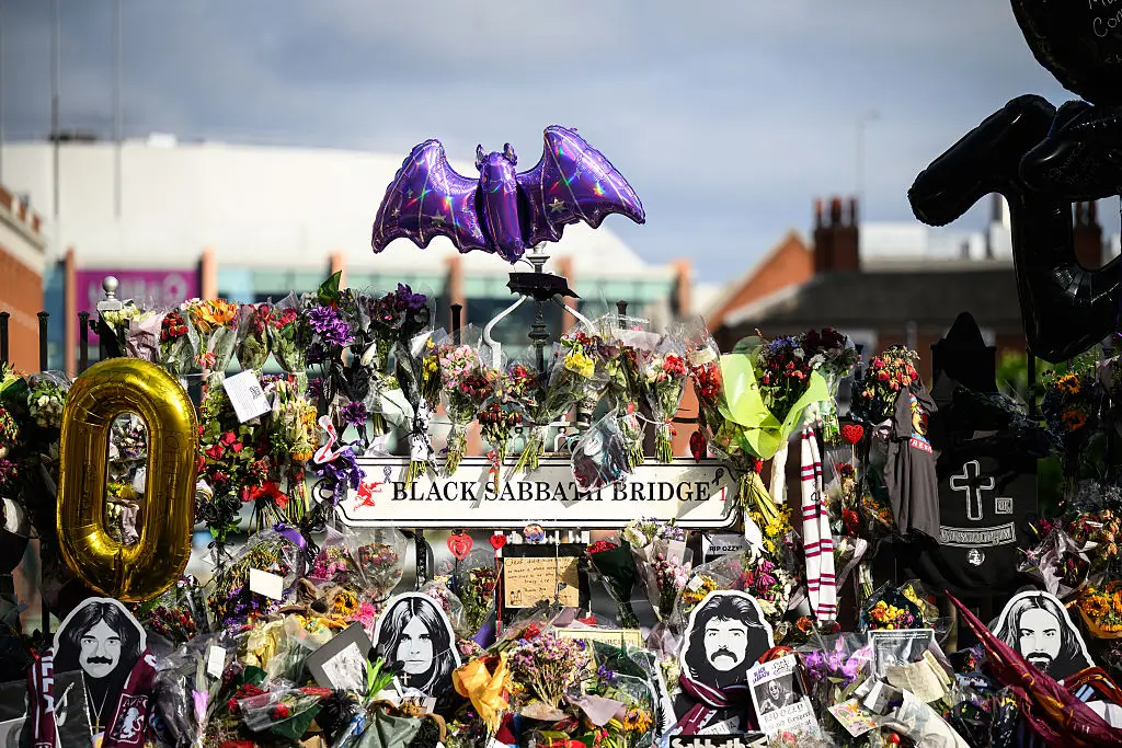 Fans showed up to Birmingham in the hundreds yesterday to pay tribute to the music legend (Leon Neal/Getty Images)