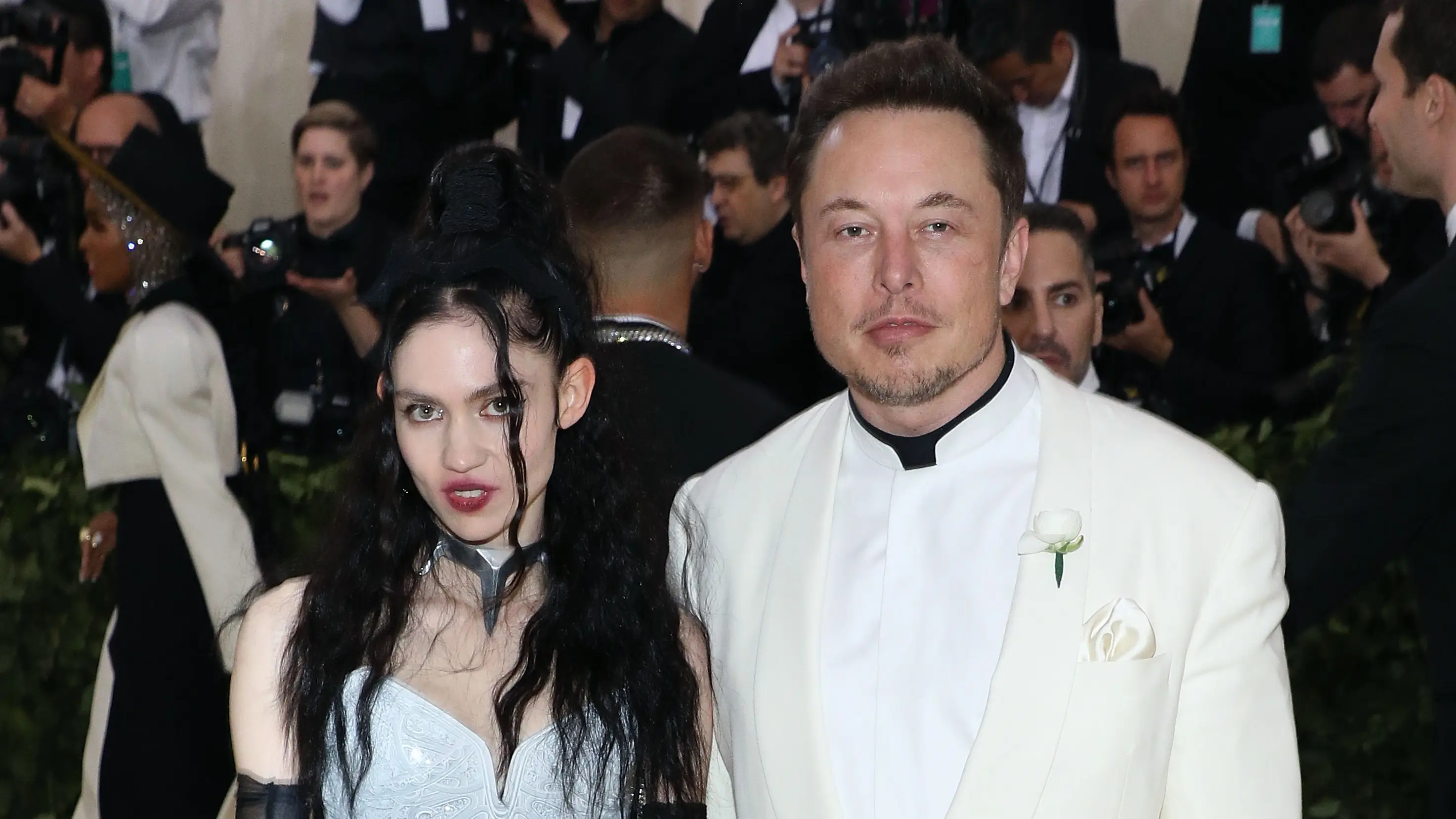 Grimes issues response after Elon Musk makes very public appearance with son X Æ A-12 at White House