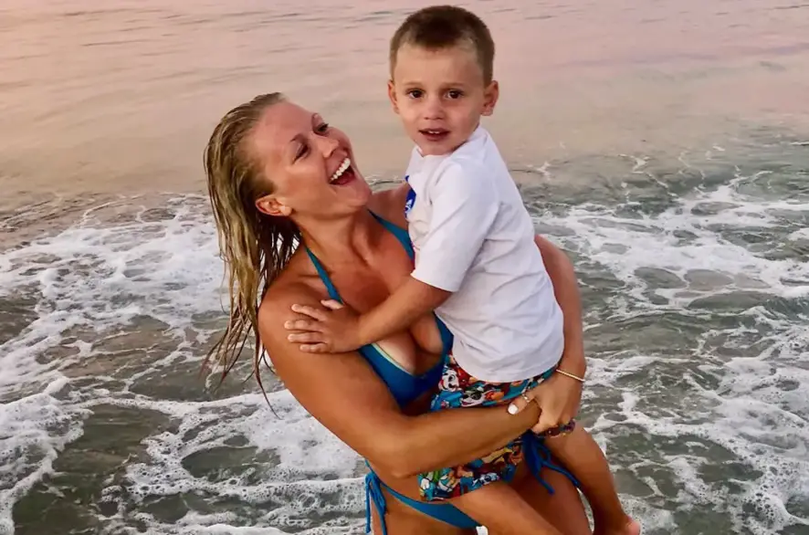 Leavitt and her nephew (Instagram/@karolineleavitt)