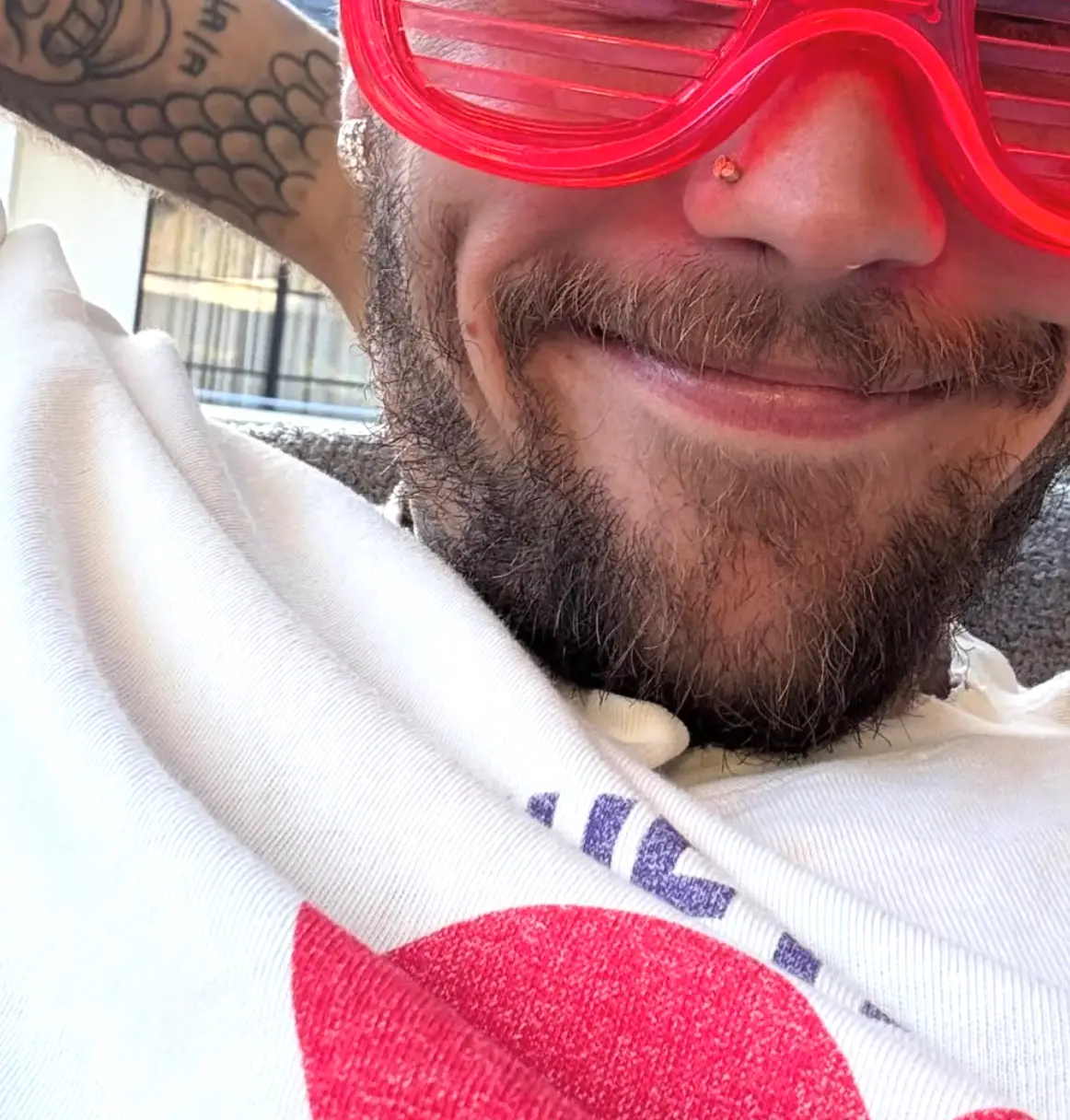 Justin Bieber's social media presence has, once again, left many fans seriously confused (Instagram/@justinbieber)