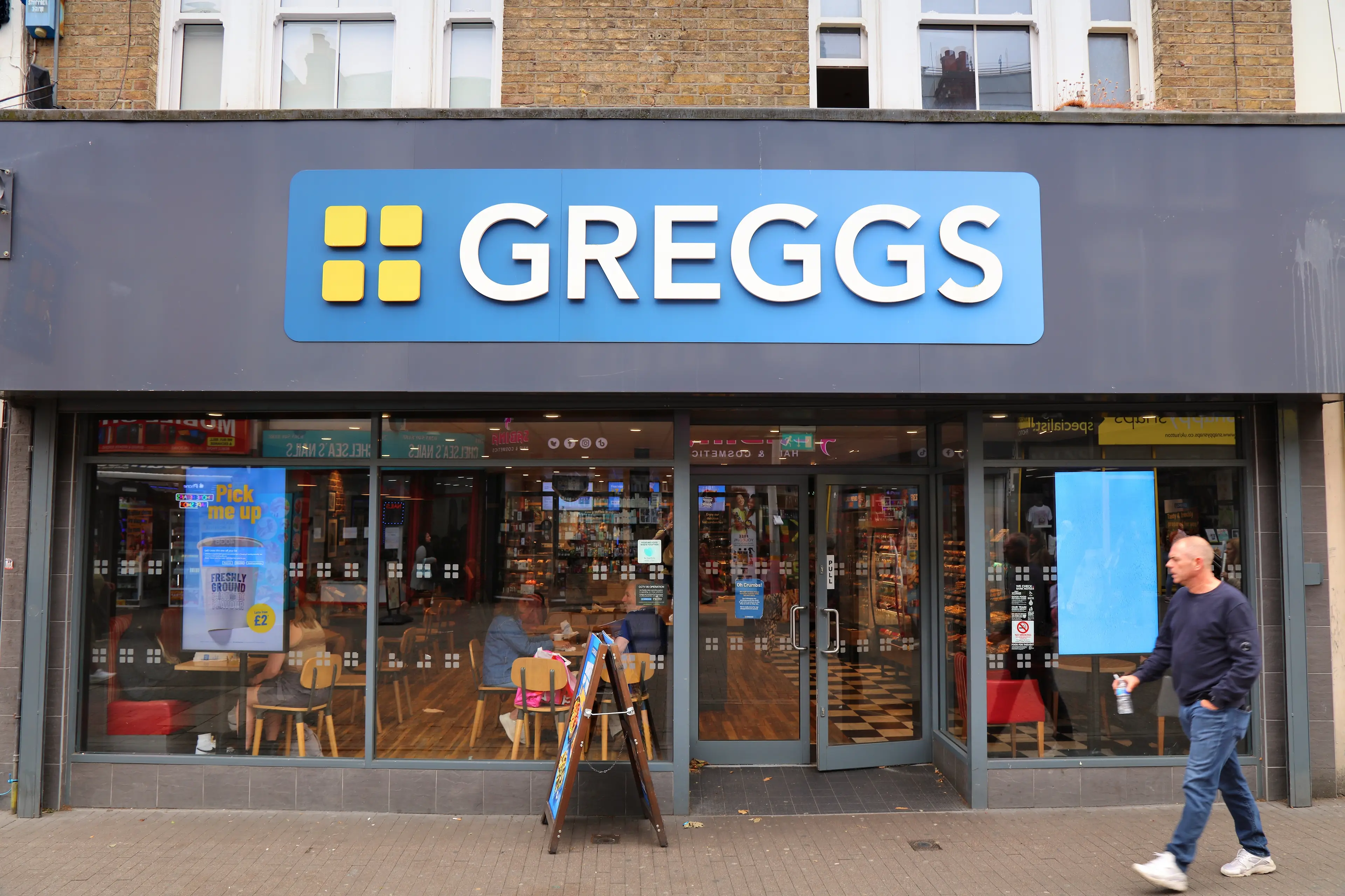 11 stores will remain closed until Friday (Getty Images)