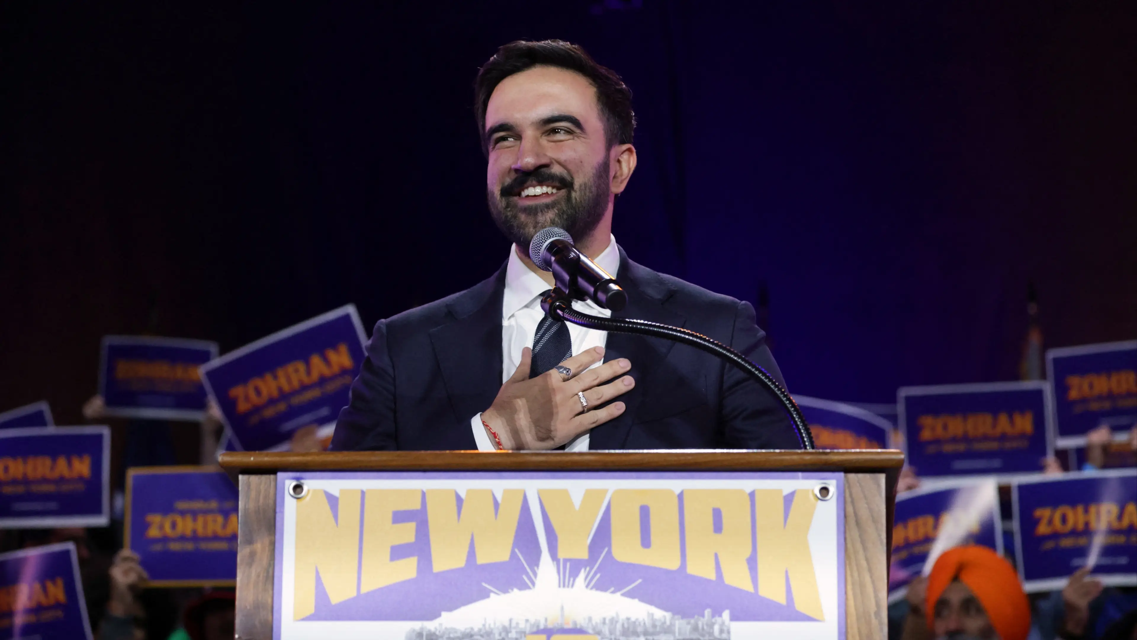 ANGELA WEISS / Contributor / via Getty