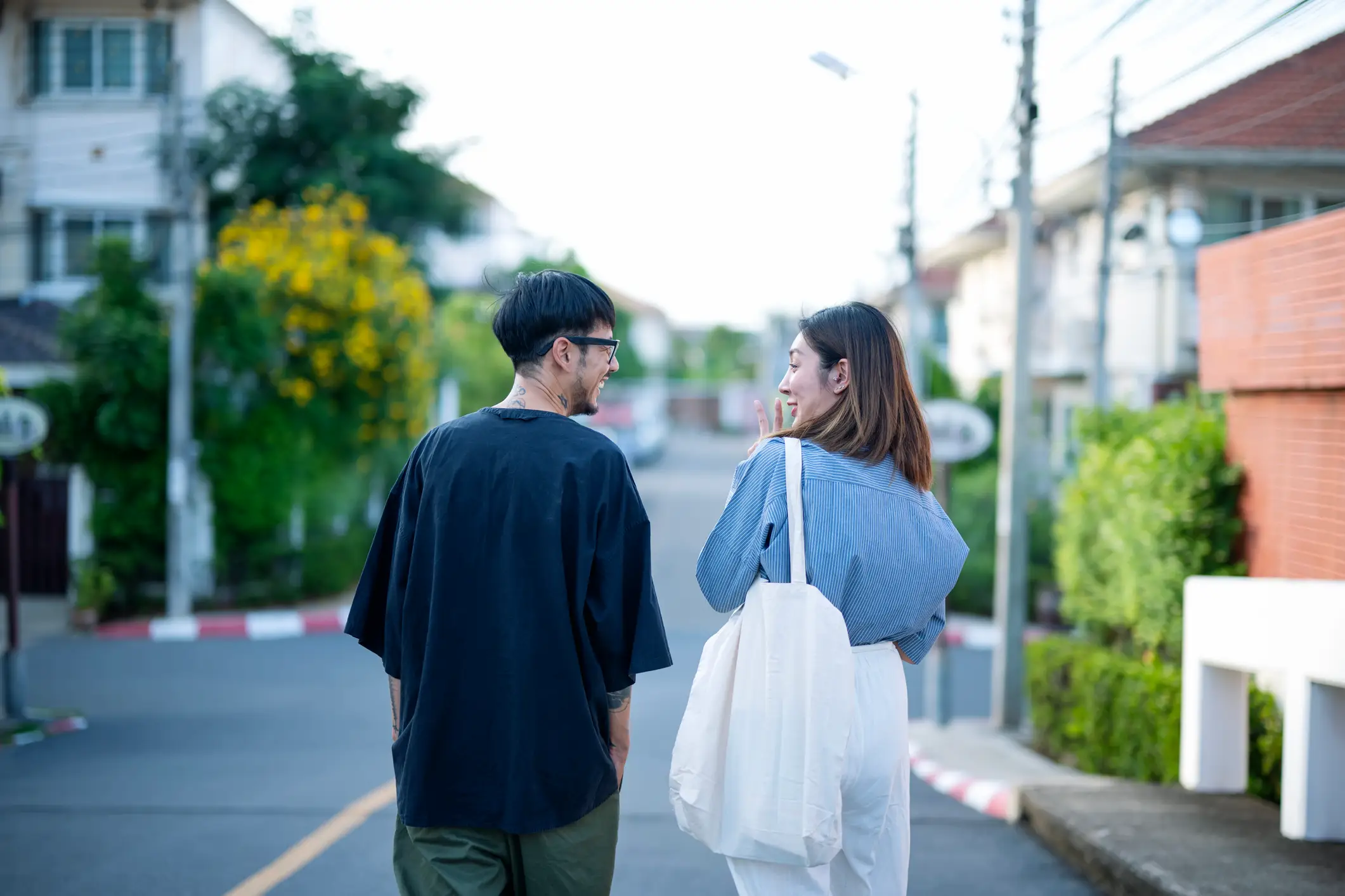 'Cookie jarring' means to cruelly keep someone around as a second option (Getty Stock Image)